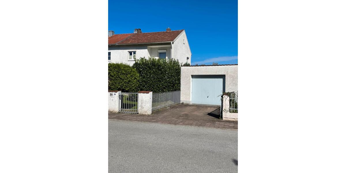 Etagenwohnung Plattling - 5 Zimmer, 100 m&sup2;, 1.600&euro; | Angebot:24981680