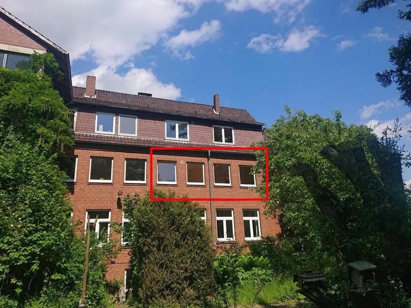 Hausgemeinschaft im Grünen hat eine freie Wohnung (3 ZKB, 96m²)