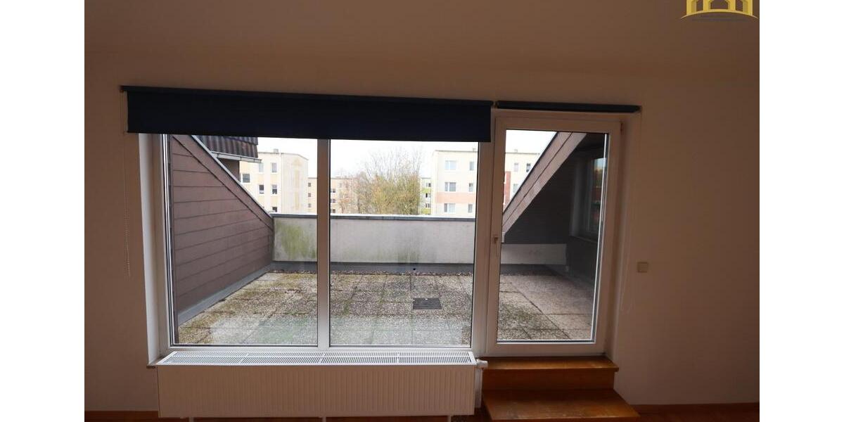 Dachgeschoßwohnung Sangerhausen - 2 Zimmer, 84 m&sup2;, 550&euro; | Angebot:18313095