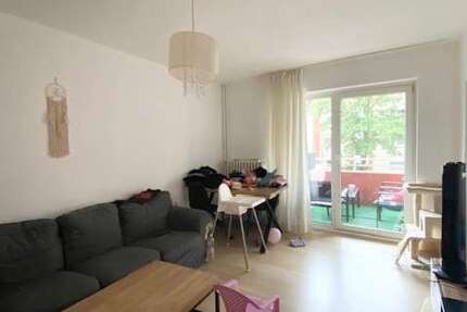Wohnung Duisburg Duisburg-Mitte - 3 Zimmer, 56 m&sup2;, 450&euro; | Angebot:27248868