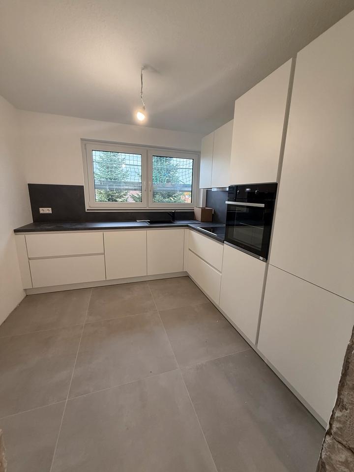 Erstbezug nach Sanierung: 4-Zimmer-Wohnung mit Balkon in Nordheim zimmer