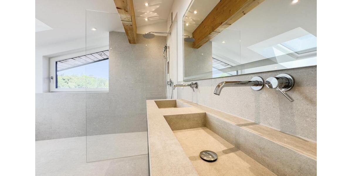 Dachgeschoßwohnung Tutzing - 3 Zimmer, 170 m&sup2;, 3.230&euro; | Angebot:23641078