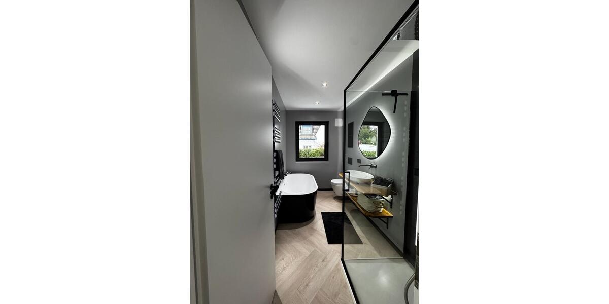 Wohnen auf Zeit Bremen Oberneuland - 2 Zimmer, 60 m&sup2;, 1.600&euro; | Angebot:25650083