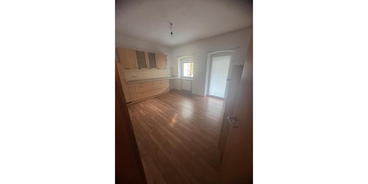 Helle 2-Zimmer-Wohnung mit Terrasse 2 zimmer