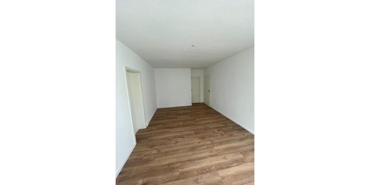 Etagenwohnung Zschopau - 3 Zimmer, 58 m&sup2;, 378&euro; | Angebot:25906747