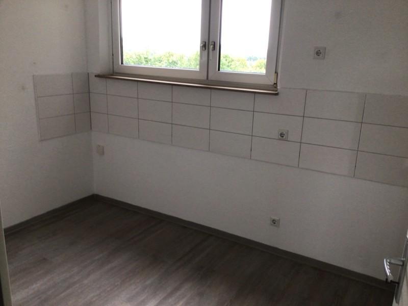 Stop! Praktische 3,5-Zimmer-Wohnung (WBS)