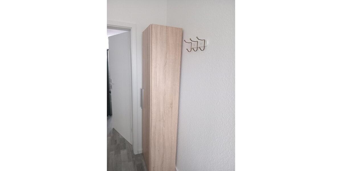 Wohnen auf Zeit Wermelskirchen - 5 Zimmer, 8 m&sup2;, 20&euro; | Angebot:24748108
