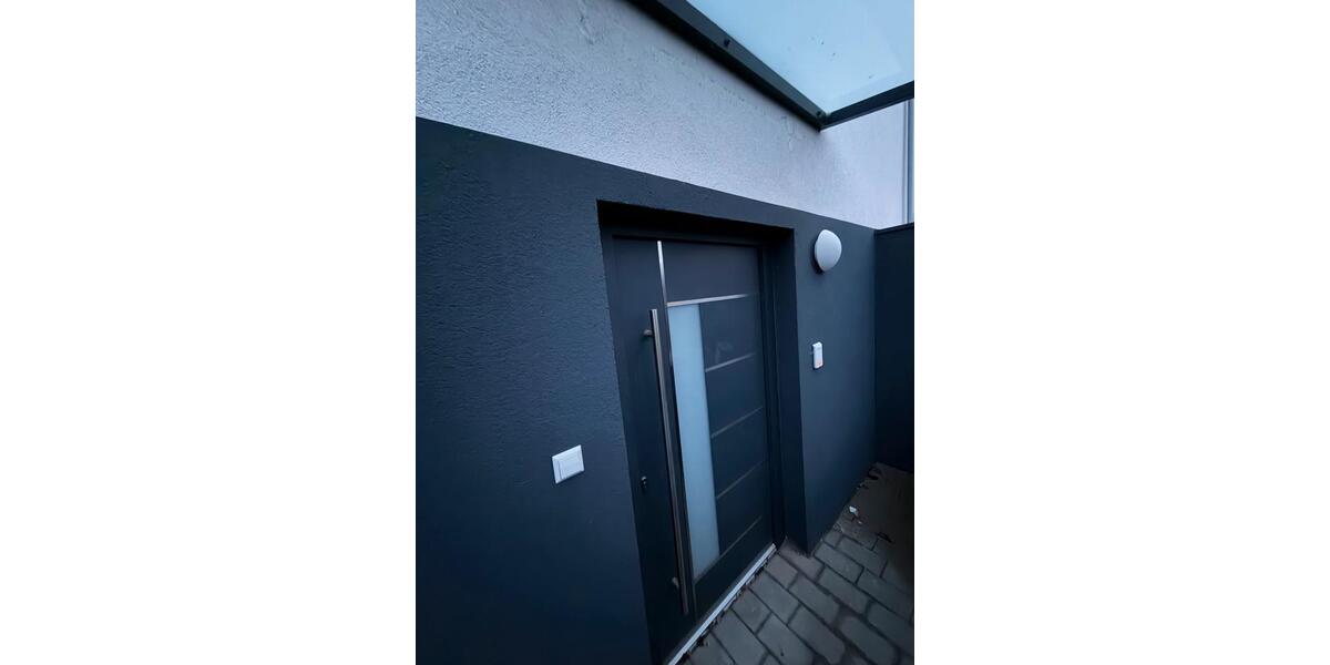 Erdgeschoßwohnung Pforzheim Dillweißenstein - 3.5 Zimmer, 80 m&sup2;, 1.500&euro; | Angebot:23957860