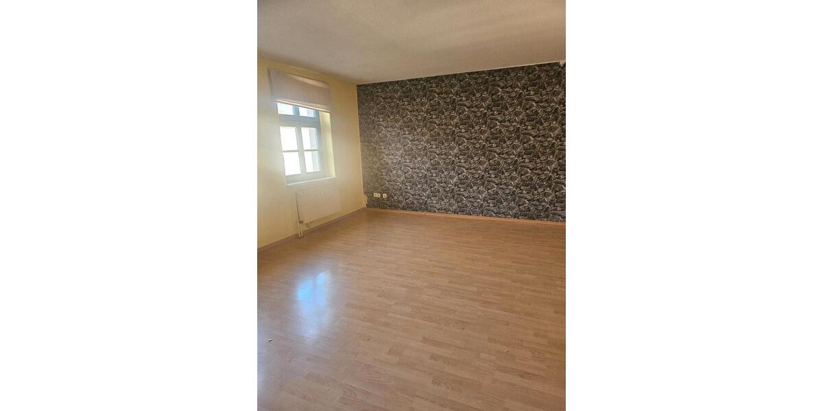 Etagenwohnung Wolmirstedt - 3 Zimmer, 104 m&sup2;, 599&euro; | Angebot:25333499