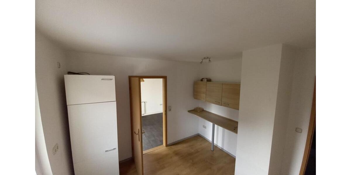 Etagenwohnung Fichtelberg - 4 Zimmer, 82 m&sup2;, 680&euro; | Angebot:25986592