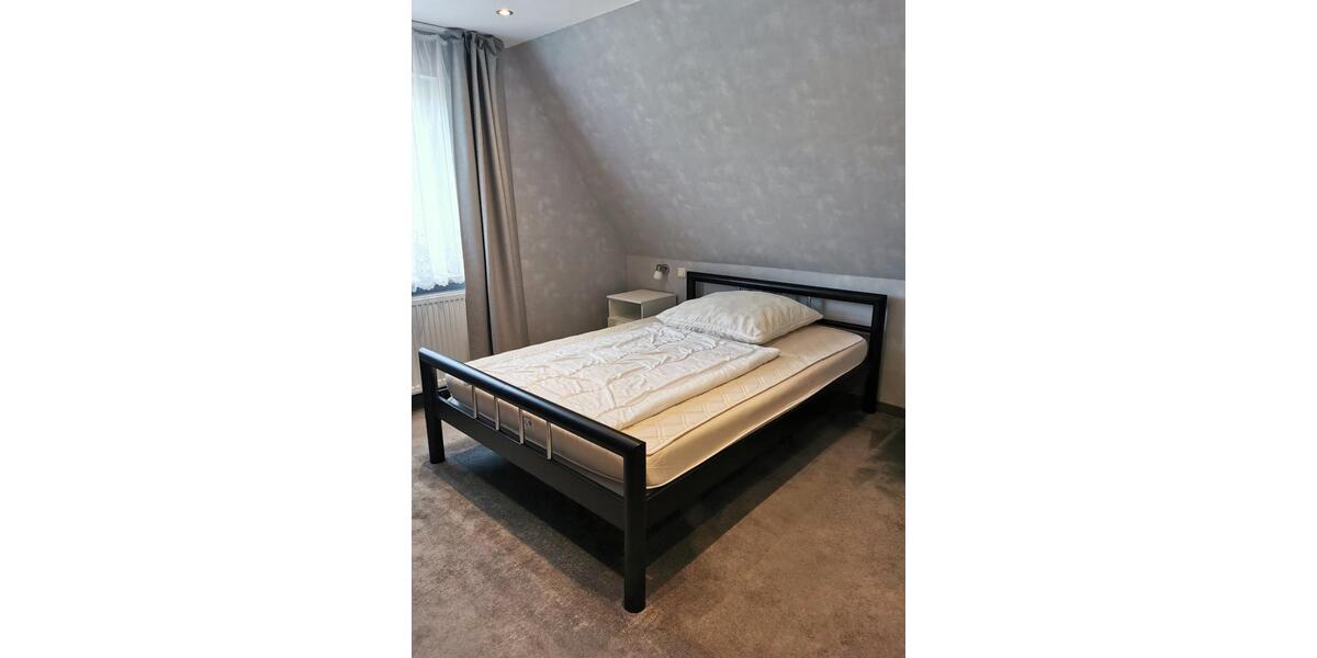 Wohnen auf Zeit Pinneberg - 1 Zimmer, 16 m&sup2;, 600&euro; | Angebot:26645806