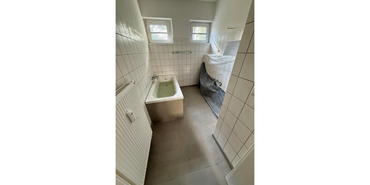 Erdgeschoßwohnung Plauen Alt Chrieschwitz - 3 Zimmer, 64 m&sup2;, 360&euro; | Angebot:26518940