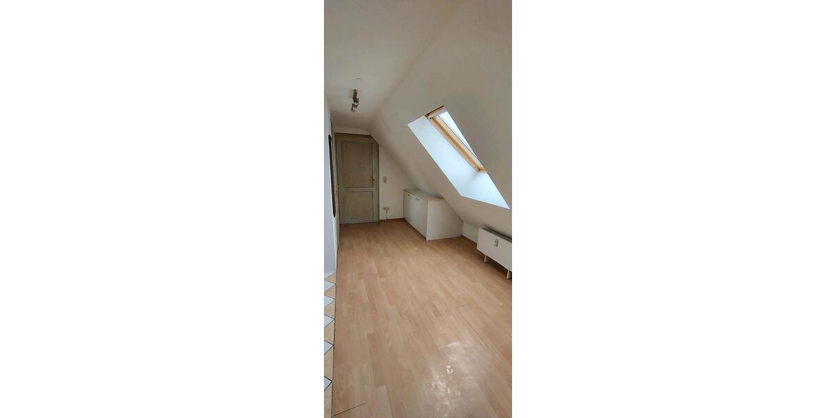 Dachgeschoßwohnung Altensteig - 1 Zimmer, 35 m&sup2;, 330&euro; | Angebot:24714883