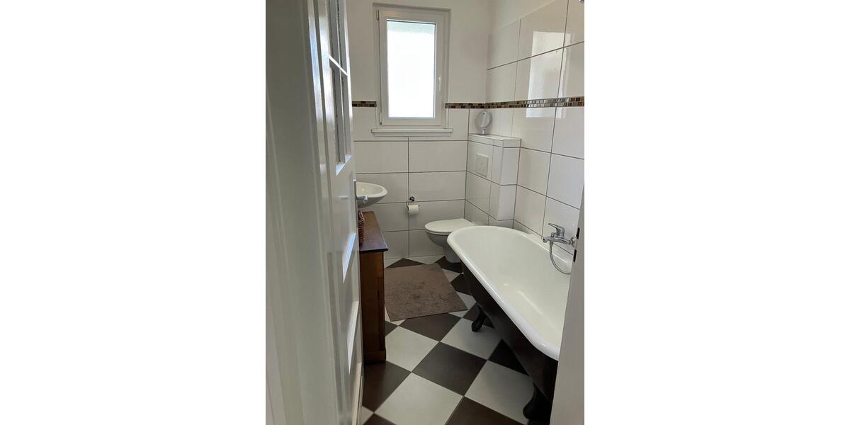 Wohnen auf Zeit Freiburg im Breisgau Brühl - 2 Zimmer, 65 m&sup2;, 1.300&euro; | Angebot:26224674