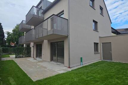 DG Neubau in Dachau mit Balkon, Aufzug und automatischer Wohnraumbelüftung (ab 01.11.2025)
