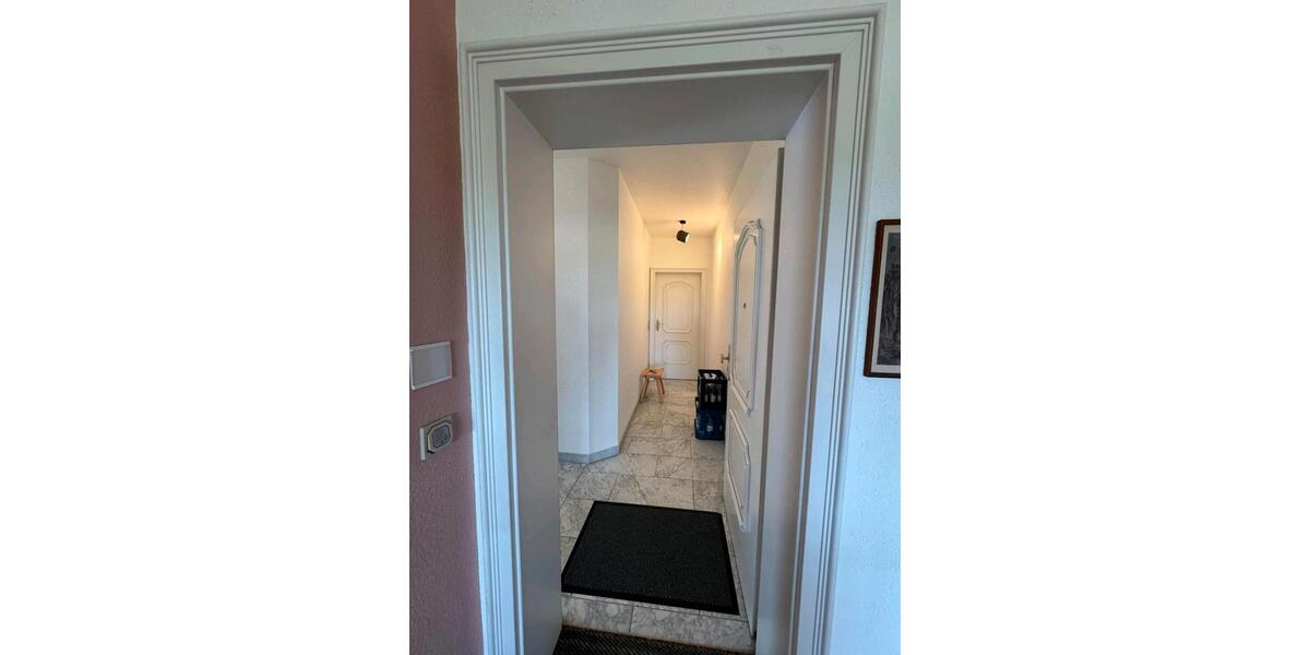 Dachgeschoßwohnung Homburg - 3 Zimmer, 89 m&sup2;, 910&euro; | Angebot:26578395