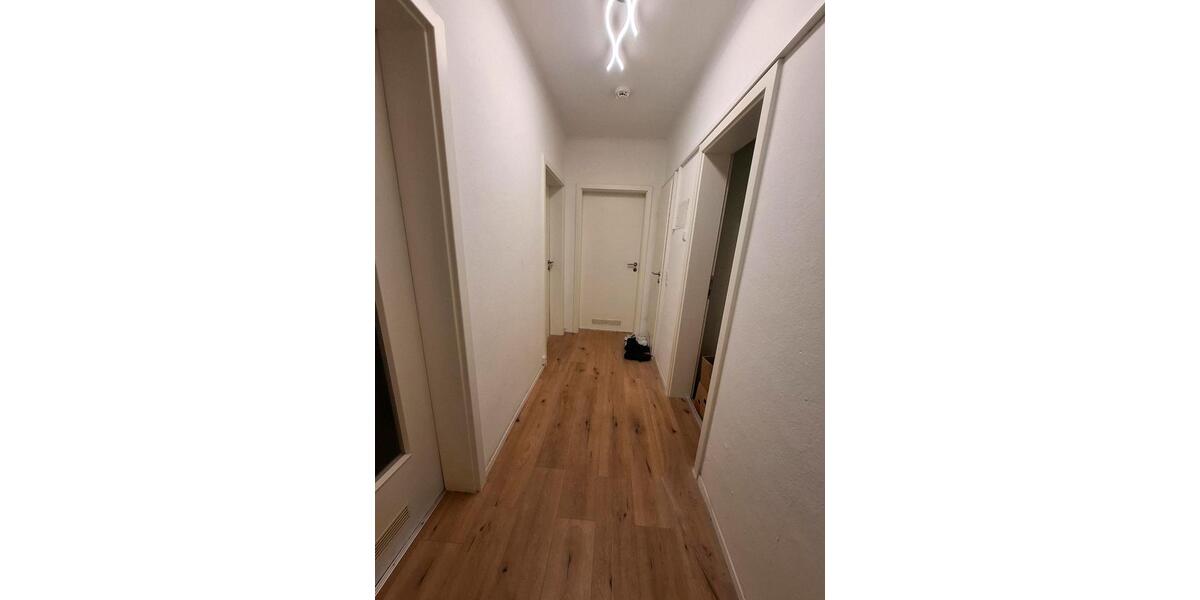 Wohnen auf Zeit Villingen-Schwenningen Schwenningen - 1 Zimmer, 12 m&sup2;, 400&euro; | Angebot:24822180