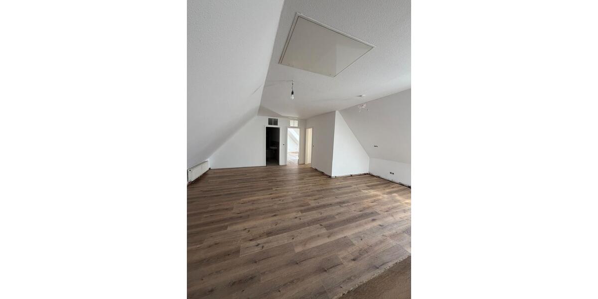 Maisonettenwohnung Halberstadt - 5 Zimmer, 140 m&sup2;, 699&euro; | Angebot:26418807