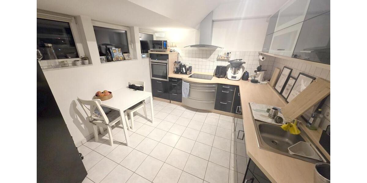 Dachgeschoßwohnung Sankt Augustin - 3 Zimmer, 80 m&sup2;, 760&euro; | Angebot:24750942