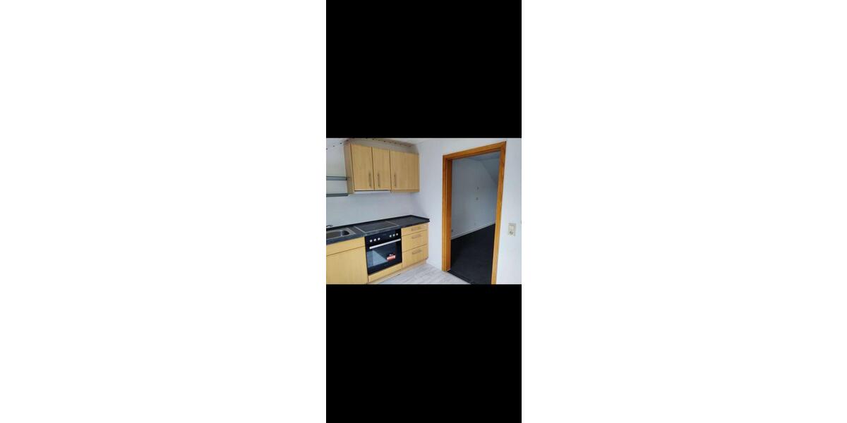 Dachgeschoßwohnung Wöllstein - 3.5 Zimmer, 75 m&sup2;, 940&euro; | Angebot:26231842