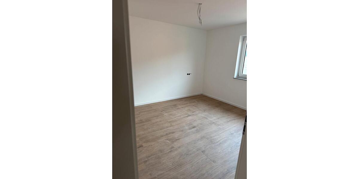 Dachgeschoßwohnung Bergatreute - 4 Zimmer, 115 m&sup2;, 1.680&euro; | Angebot:25967864
