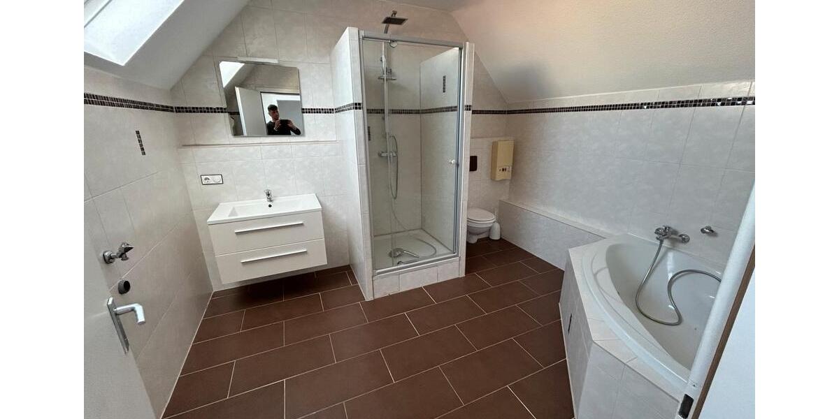 Maisonettenwohnung Waghäusel - 2 Zimmer, 60 m&sup2;, 750&euro; | Angebot:25982357