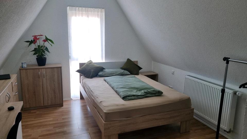 Dachgeschoßwohnung Villingen-Schwenningen Schwenningen - 1 Zimmer, 35 m&sup2;, 520&euro; | Angebot:25917316