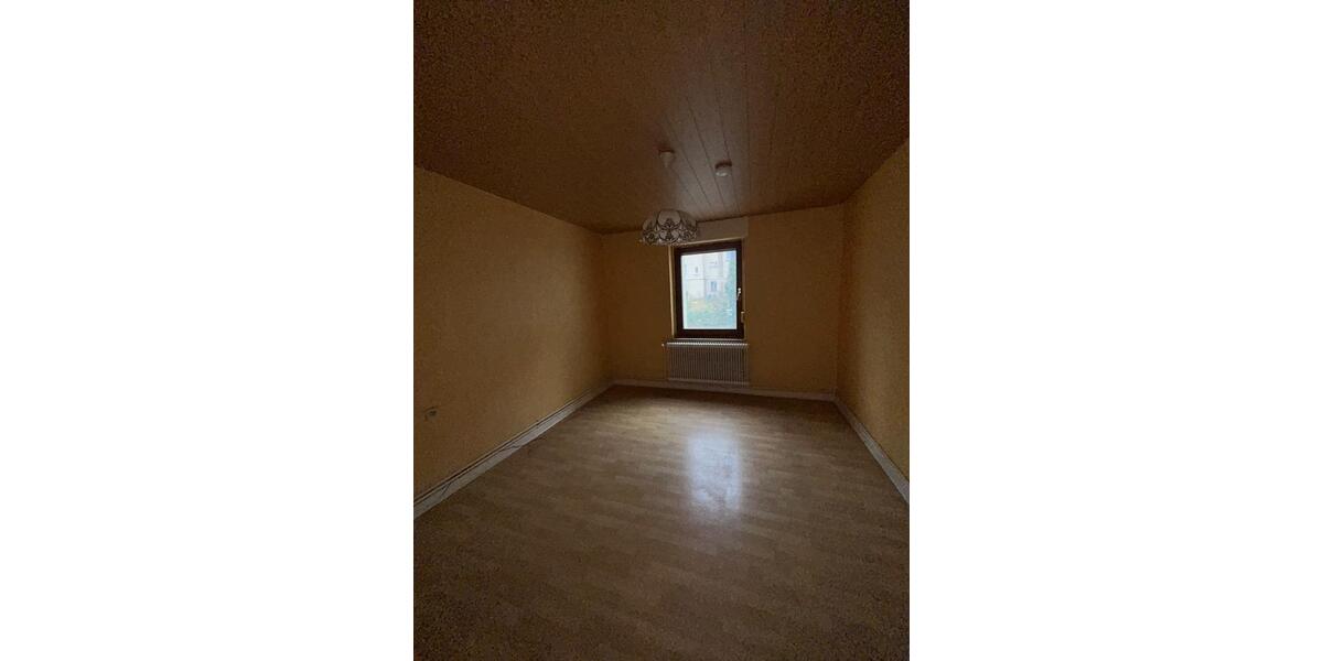 (Für Selbstrenovierer) 3 Freie 4-Zimmer-Wohnungen mit Balkon in Hagen zu vermieten 4 zimmer