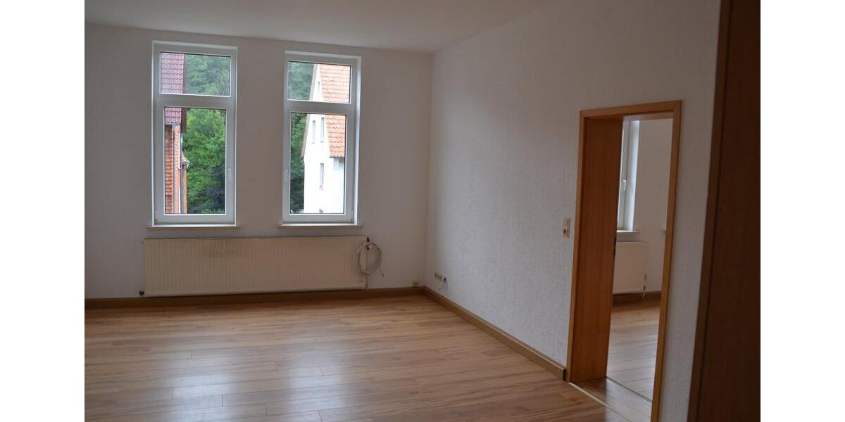 Etagenwohnung Delligsen - 3 Zimmer, 80 m&sup2;, 390&euro; | Angebot:24451083