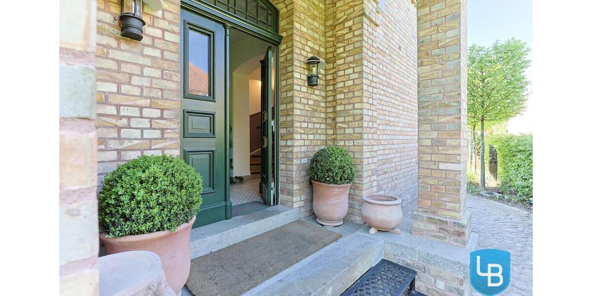 Einfamilienhaus Plön - 7 Zimmer, 261 m&sup2;, 2.500&euro; | Angebot:26648216