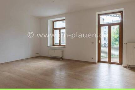Plauen-Haselbrunn: Günstige 2-Zimmerwohnung mit Balkon & EBK