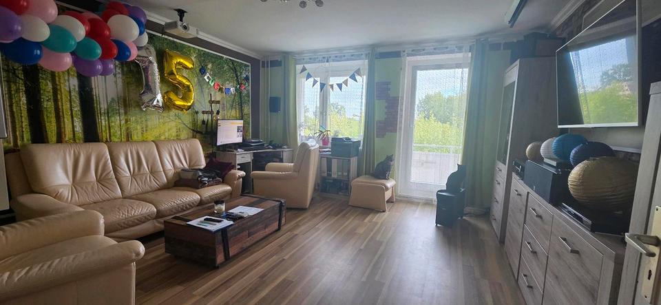 Etagenwohnung Rostock Evershagen - 3 Zimmer, 106 m&sup2;, 1.000&euro; | Angebot:26651736