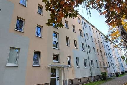 Wohnung zum Mieten in Merseburg 349 € 57.18 m² 3 zimmer