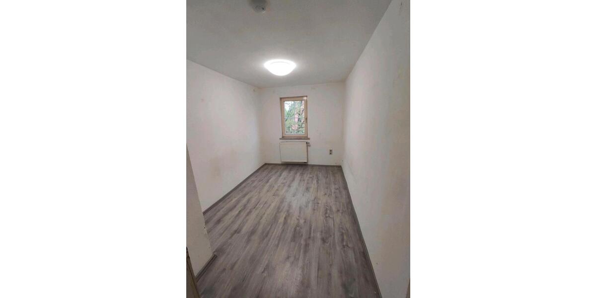 Wohnen auf Zeit Murrhardt - 13 Zimmer, 15 m&sup2;, 450&euro; | Angebot:26543657