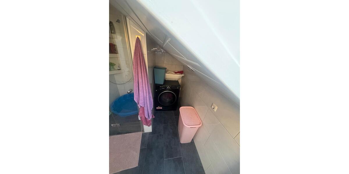 Dachgeschoßwohnung Groß-Rohrheim Rohrheim - 5 Zimmer, 116 m&sup2;, 1.400&euro; | Angebot:24953098