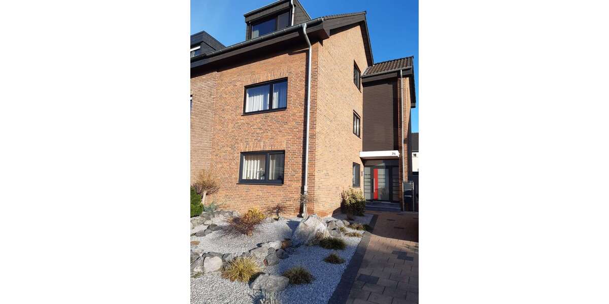 Etagenwohnung Mönchengladbach Nord - 2 Zimmer, 84 m&sup2;, 690&euro; | Angebot:26333685