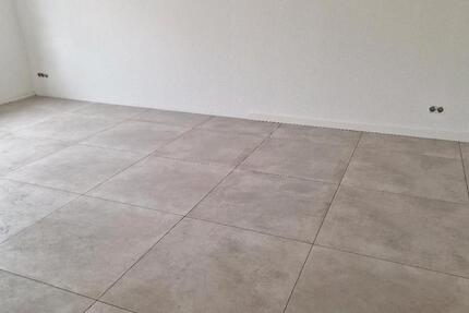 Wohnung Püttlingen - 2 Zimmer, 90 m&sup2;, 1.130&euro; | Angebot:25948542