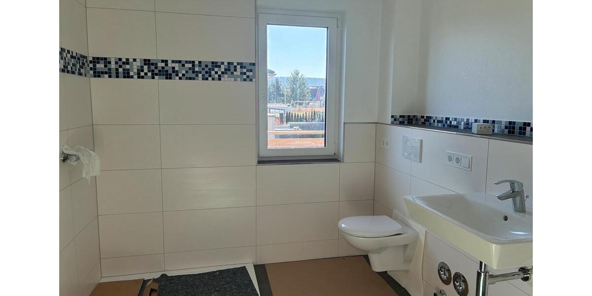 Dachgeschoßwohnung Uder - 3 Zimmer, 80 m&sup2;, 950&euro; | Angebot:25550364