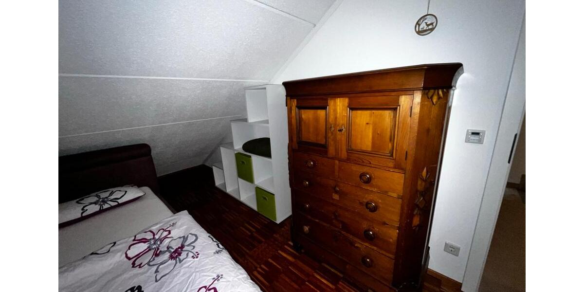 Dachgeschoßwohnung Ingolstadt Nordost - 1 Zimmer, 65 m&sup2;, 1.050&euro; | Angebot:26014448