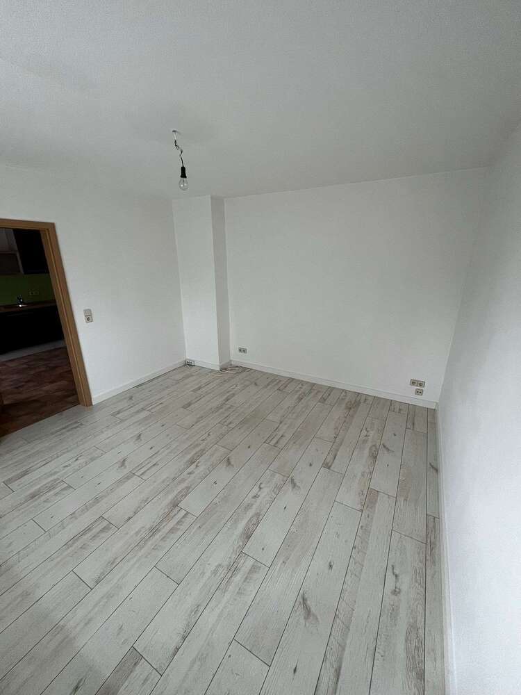 Wohnung zum Mieten in Sachsen - Lunzenau 295 € 57 m²