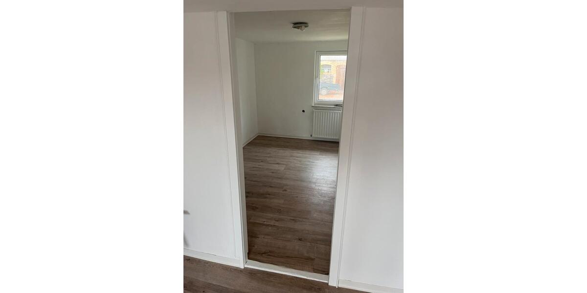 Einfamilienhaus Kirtorf - 4 Zimmer, 115 m&sup2;, 900&euro; | Angebot:25104372