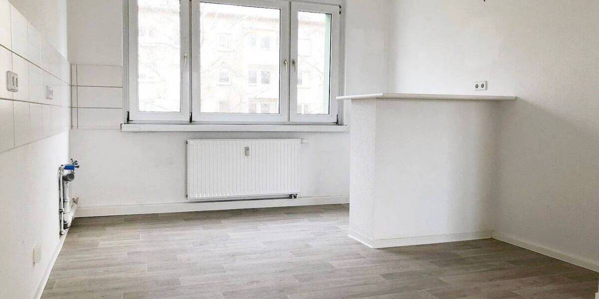 Etagenwohnung Döbeln Sörmitz - 2 Zimmer, 58 m&sup2;, 330&euro; | Angebot:26712652