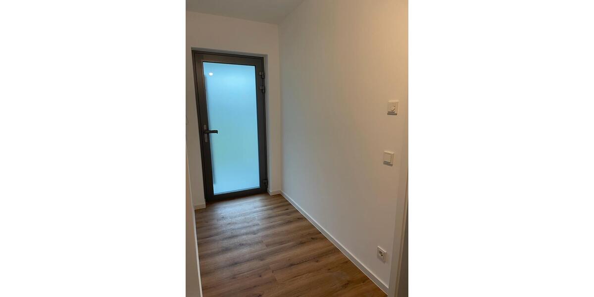 Erdgeschoßwohnung Kreuztal - 2 Zimmer, 76 m&sup2;, 998&euro; | Angebot:22931092
