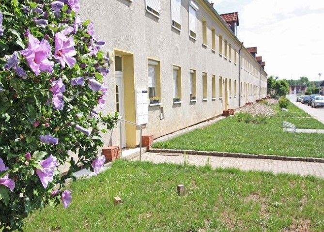 Etagenwohnung Oschersleben Oschersleben - 2 Zimmer, 59 m&sup2;, 344&euro; | Angebot:26515804