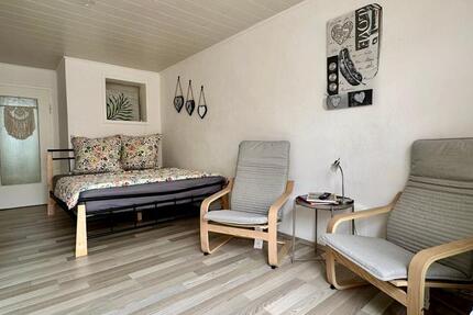 Möbliertes Apartment mit Wintergarten nahe Festspielhaus 1-4 Pers 2 zimmer