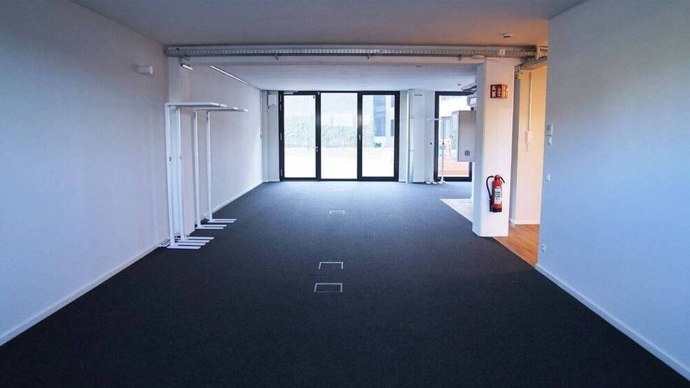 Moderne Büros mit großzügigen Fensterfronten - provisionsfrei & flexibel - All-in-Miete