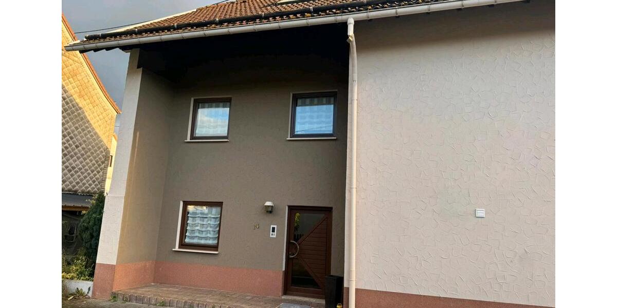 Einfamilienhaus in 55765 Birkenfeld zur vermieten. 6 zimmer