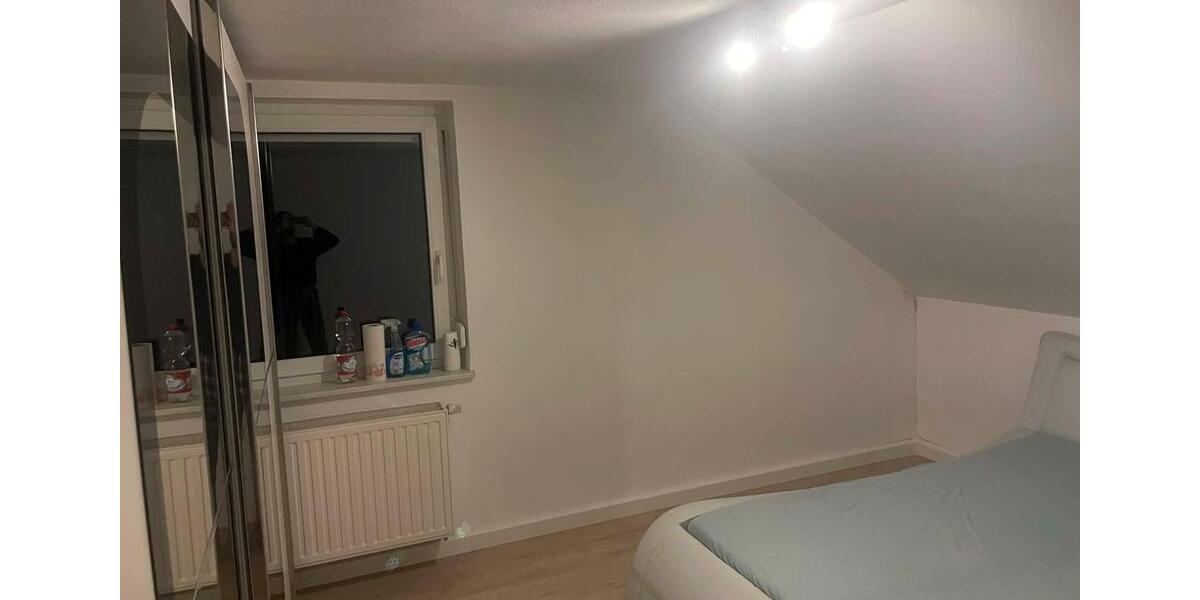 Wohnen auf Zeit Regensburg Galgenberg - 4 Zimmer, 120 m&sup2;, 500&euro; | Angebot:26246248