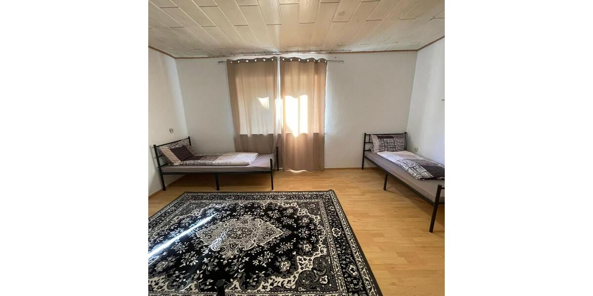 Mehrfamilienhaus, Wohnhaus Freising Am Vogelherd - 11 Zimmer, 400 m&sup2;, 500&euro; | Angebot:23727860