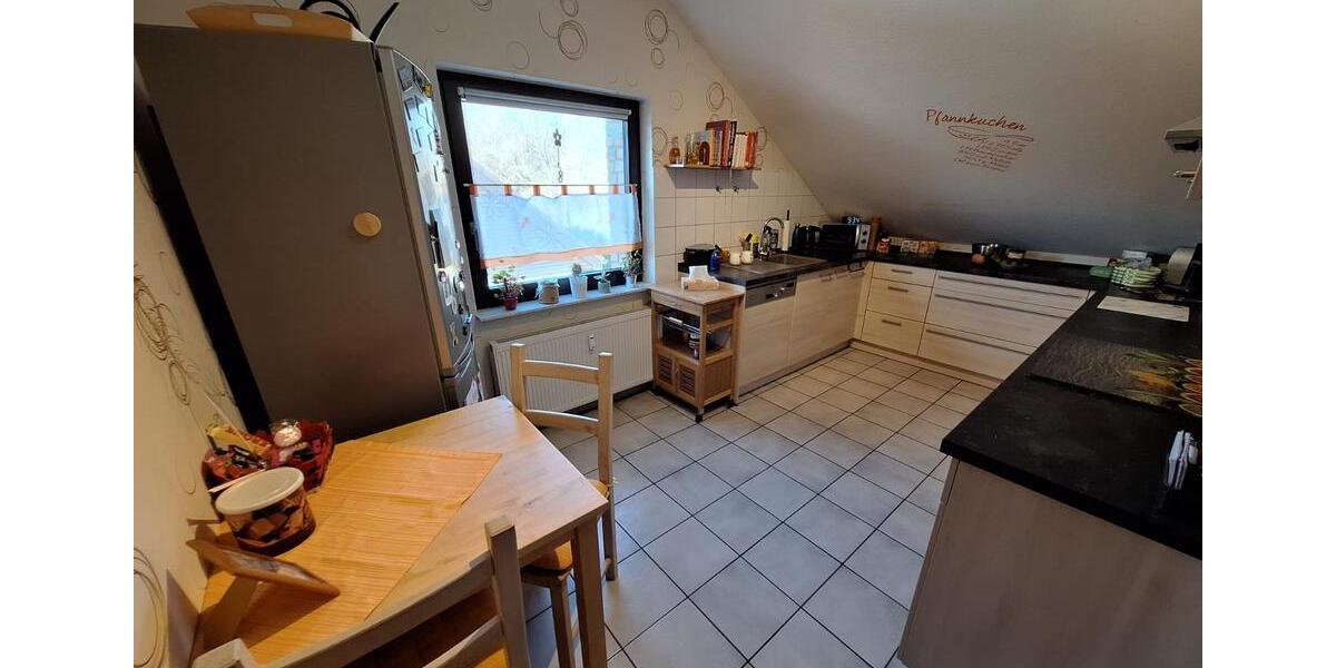 Dachgeschoßwohnung Windeck - 4 Zimmer, 117 m&sup2;, 1.050&euro; | Angebot:25805573